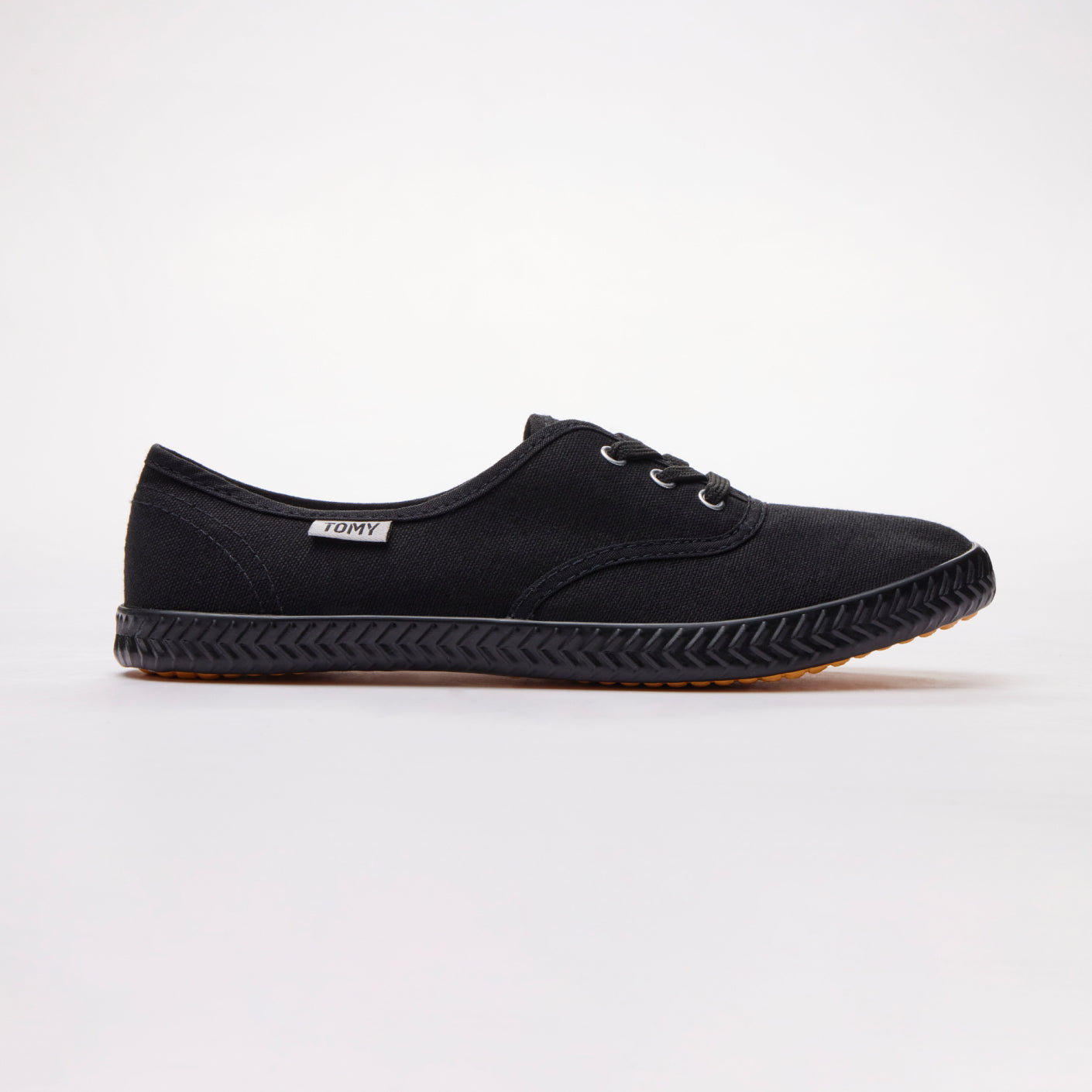 Tomy Canvas Original Sneakers Black