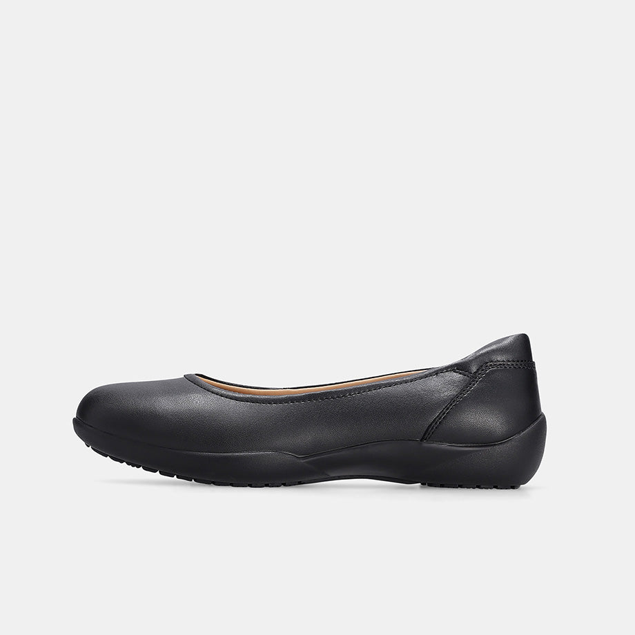 Bata Industrials - Oxistri